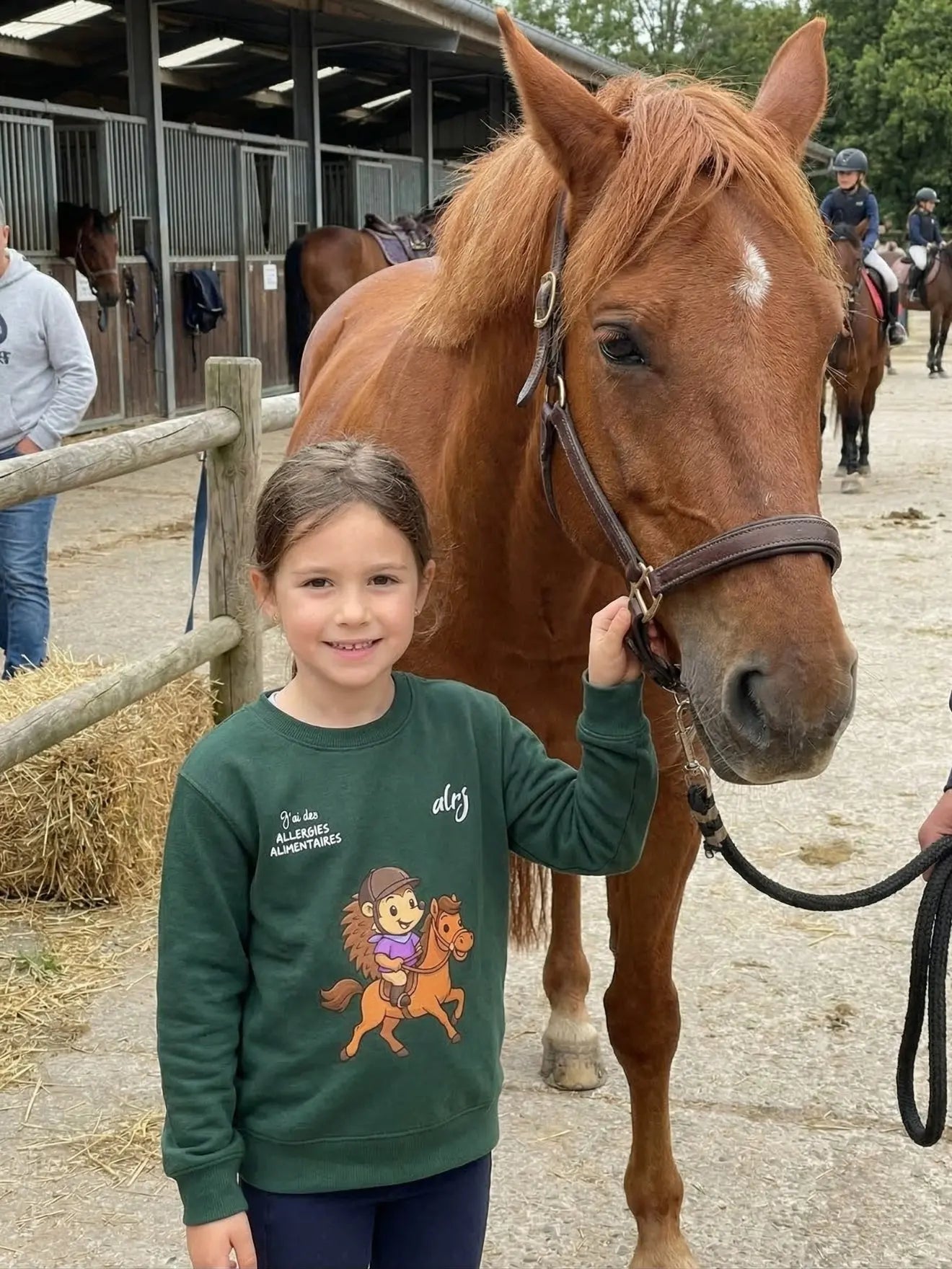 Pull enfant de prévention des allergies alimentaires-équitation