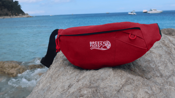 sac banane breezy adrénaline à la plage